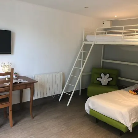 Bed & Breakfast Chambres D'hotes Poirier Bazin