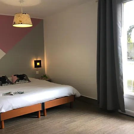 Bed & Breakfast Chambres D'hotes Poirier Bazin Montry